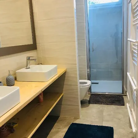 LE MAGIC, Superbe décoration DISNEY, 2-5 pers, cour intérieure, Tarbes Appartement Tarbes